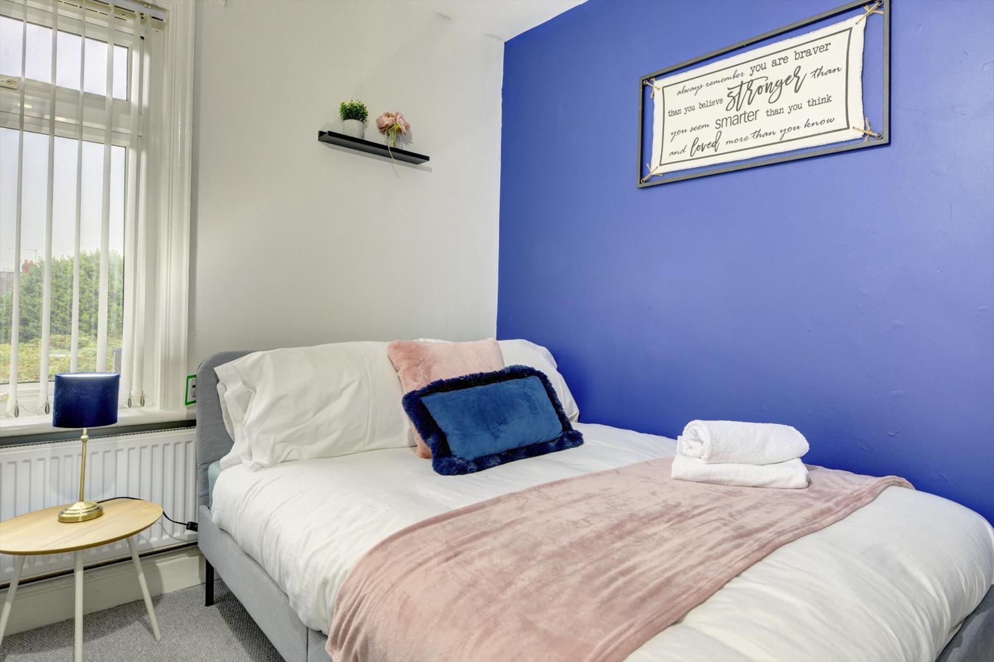 Stunning And Lovely 3 Bed House - Catch 22 Coventry Extérieur photo