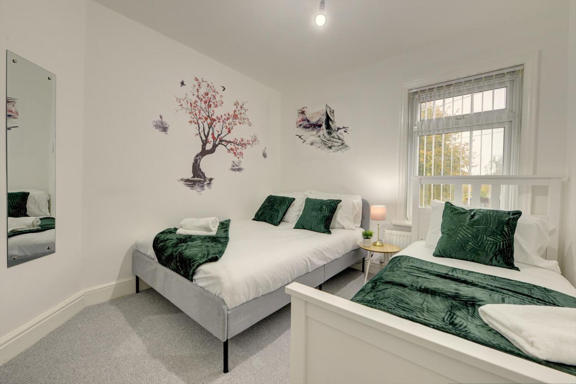Stunning And Lovely 3 Bed House - Catch 22 Coventry Extérieur photo