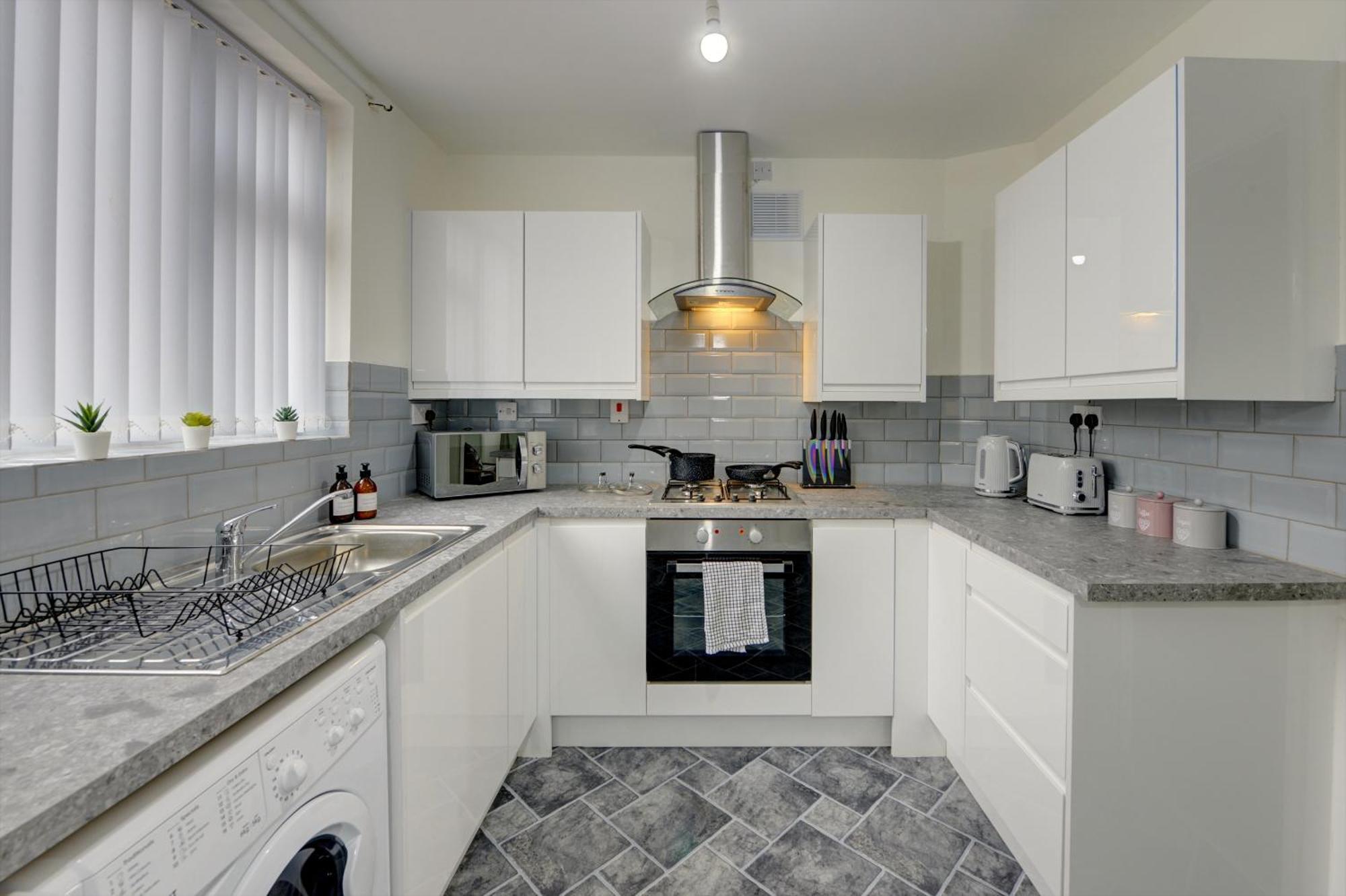 Stunning And Lovely 3 Bed House - Catch 22 Coventry Extérieur photo