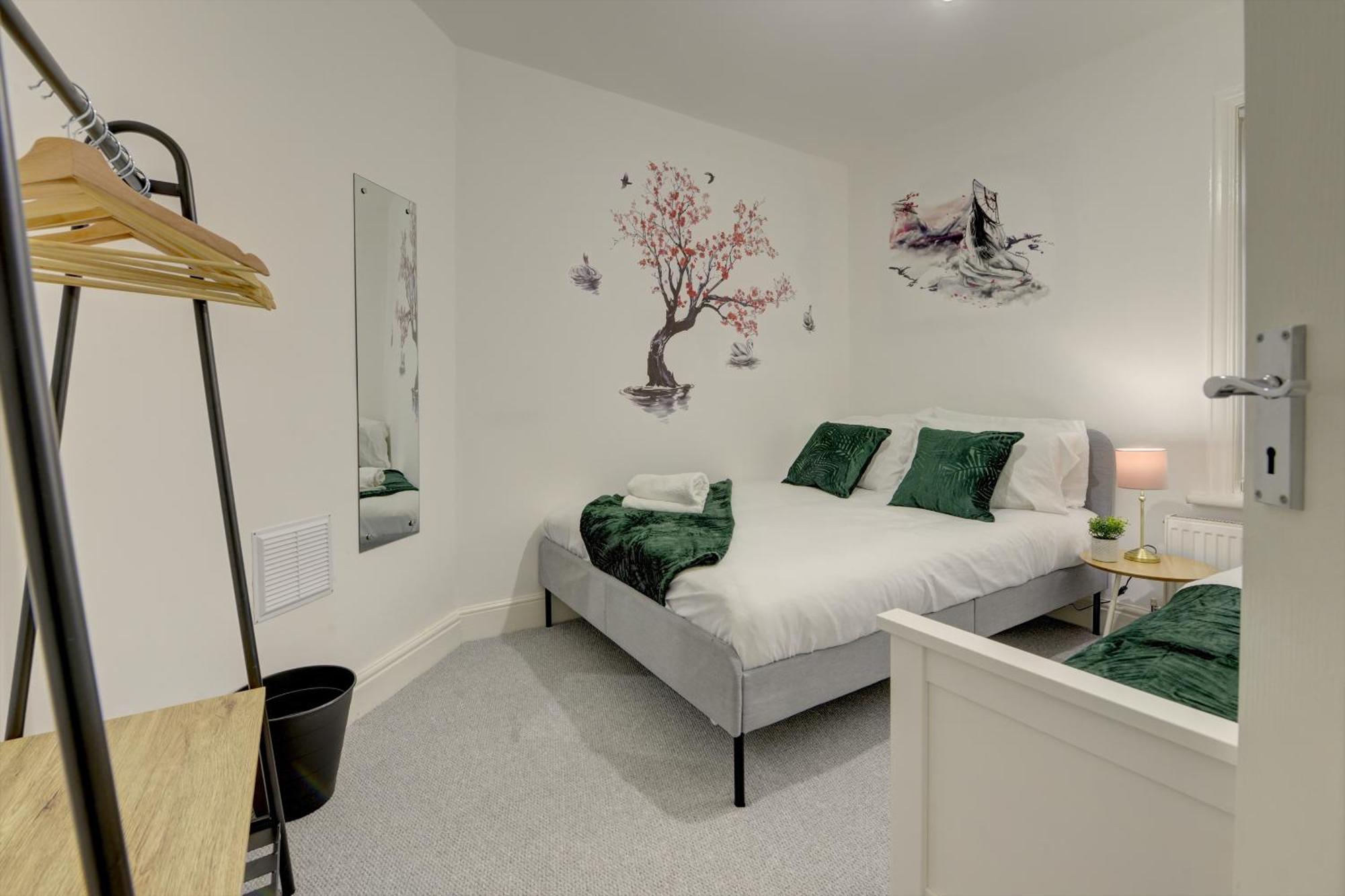 Stunning And Lovely 3 Bed House - Catch 22 Coventry Extérieur photo